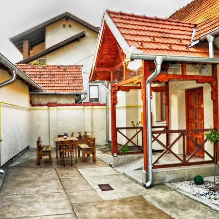 Zlatna Vila Kanjiza Exterior photo
